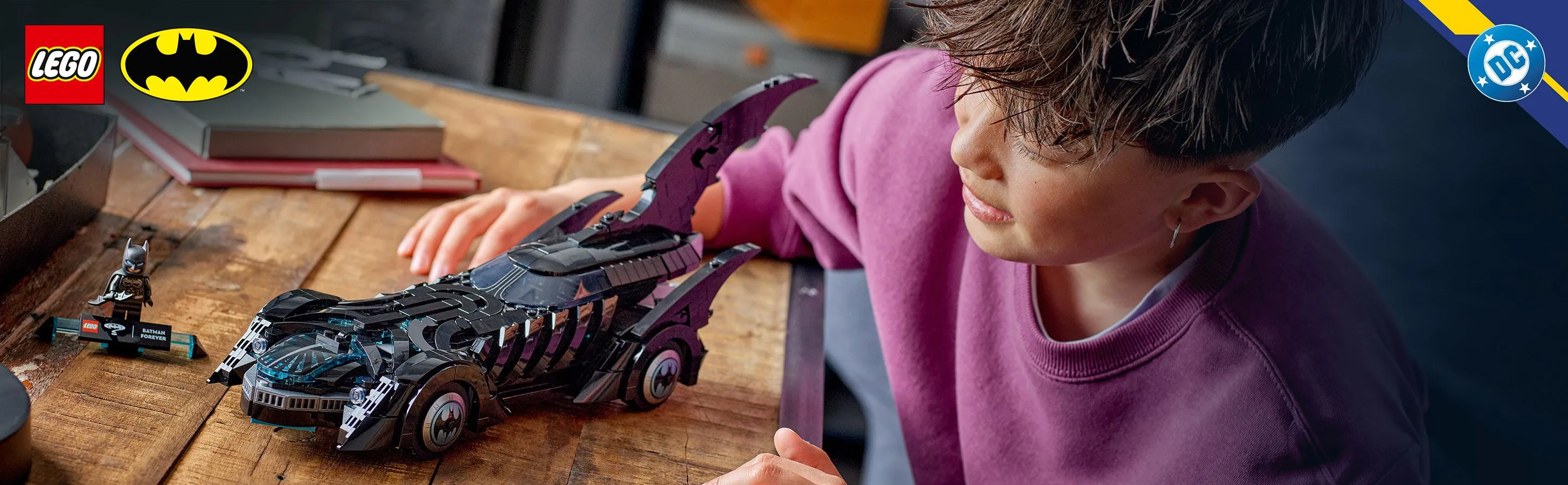 LEGO Batman Forever Batmobile 76304