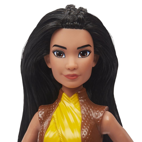 Disney Princess Raya and the Last Dragon Fashion Doll Raya