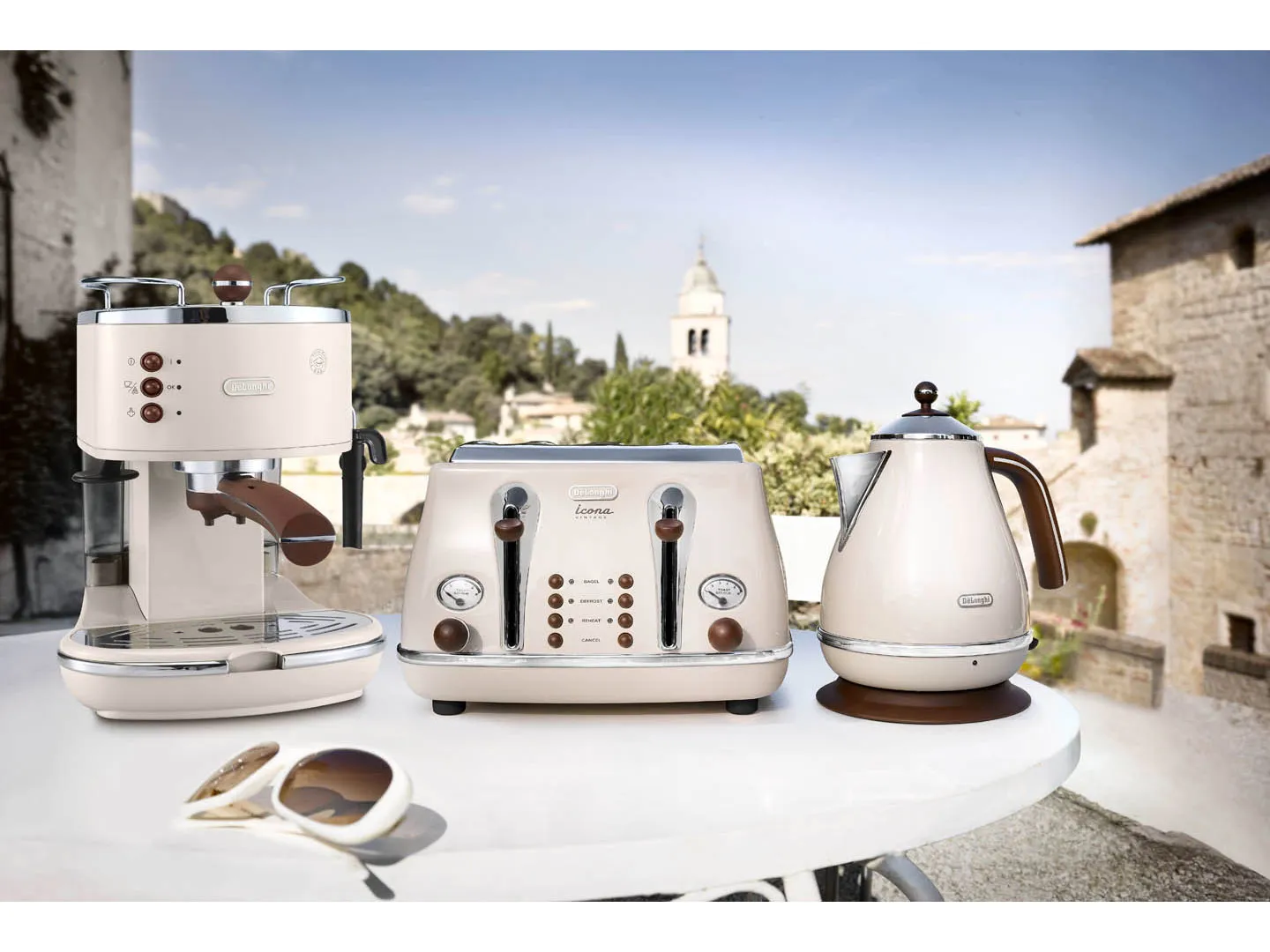 Delonghi Icona Vintage ECOV 311.BG -espressokeitin, Valkoinen