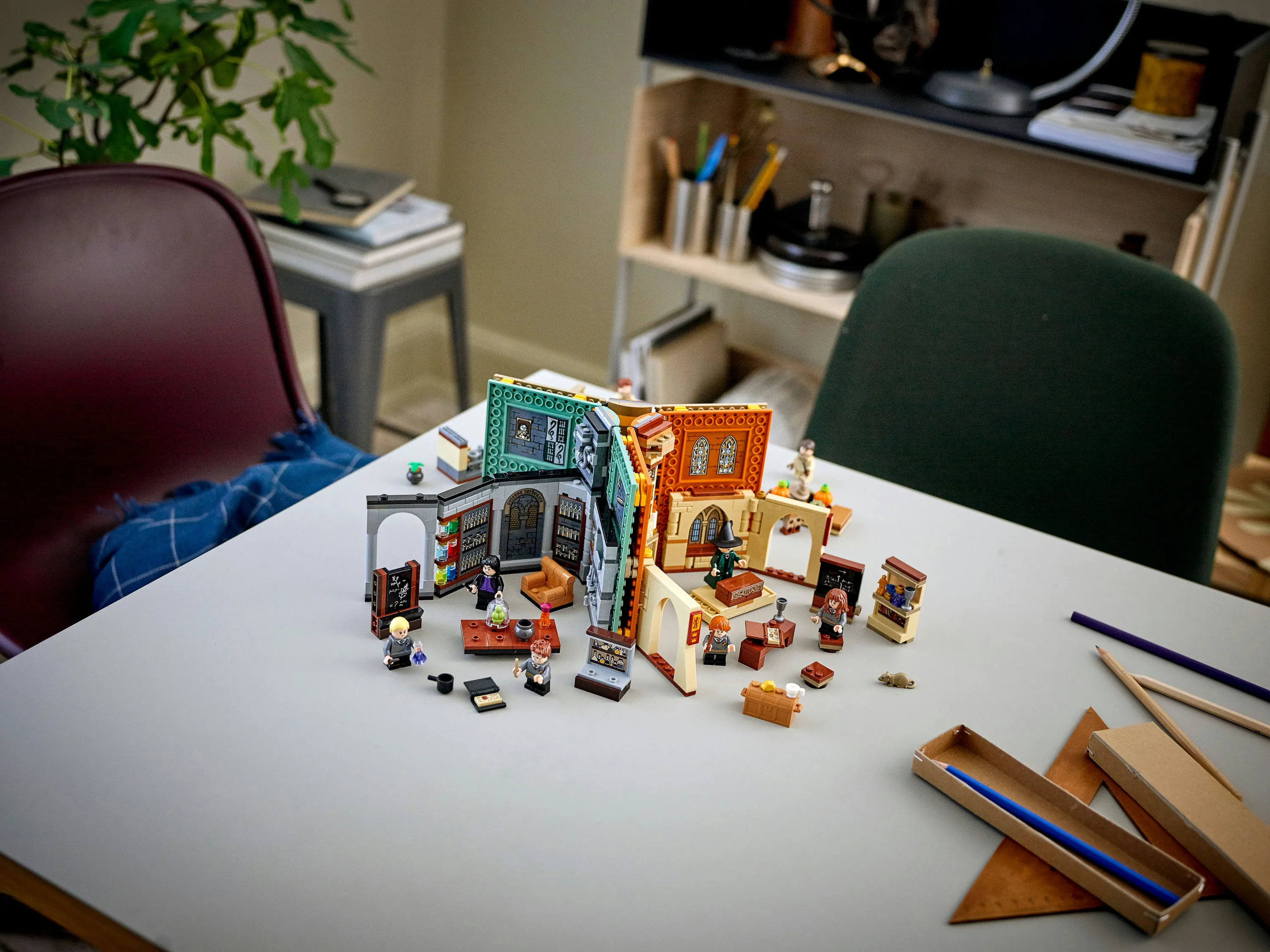 Lego Harry Hogwarts Moment: Transfiguration Class 76382