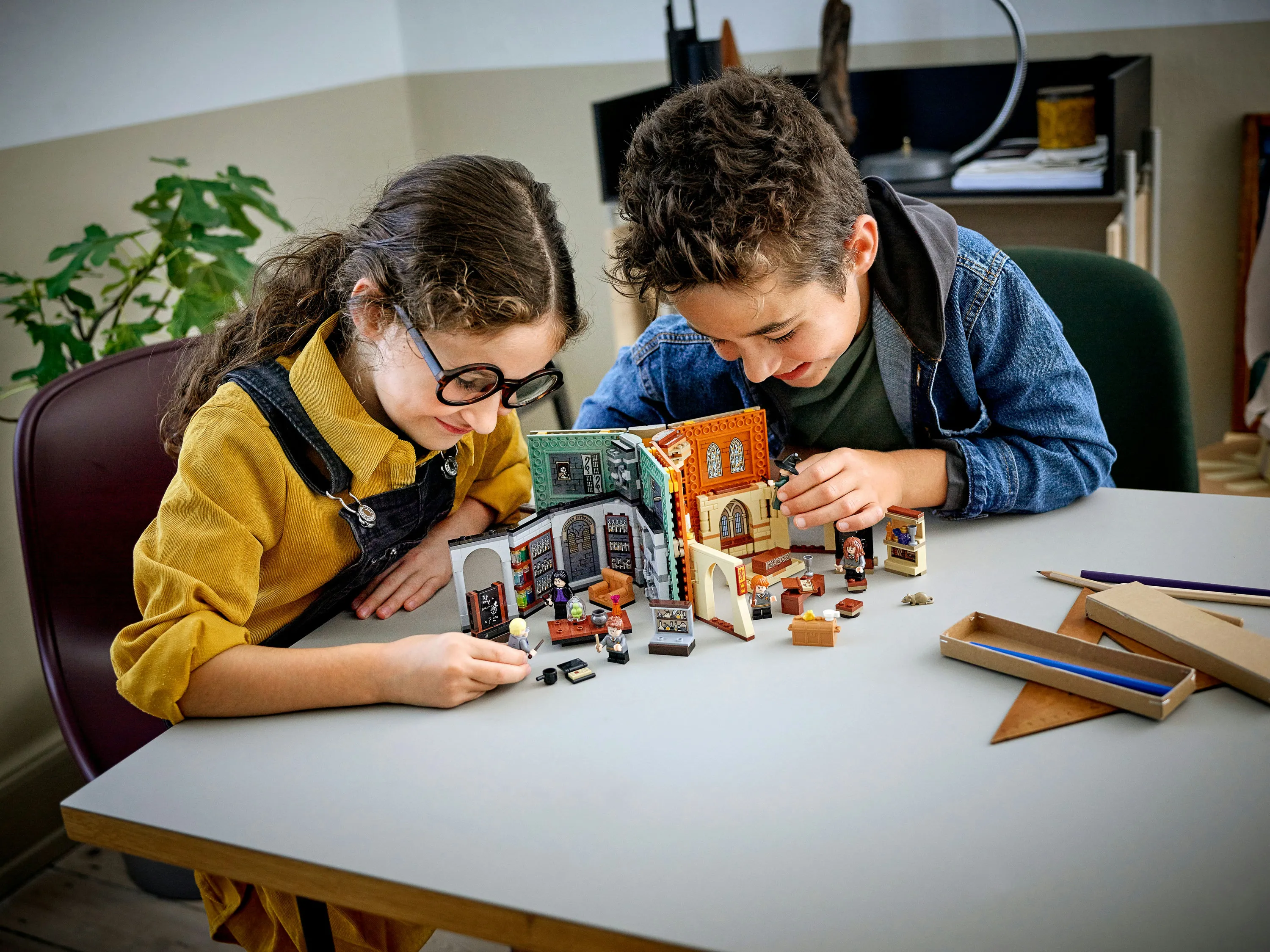 Lego Harry Hogwarts Moment: Transfiguration Class 76382