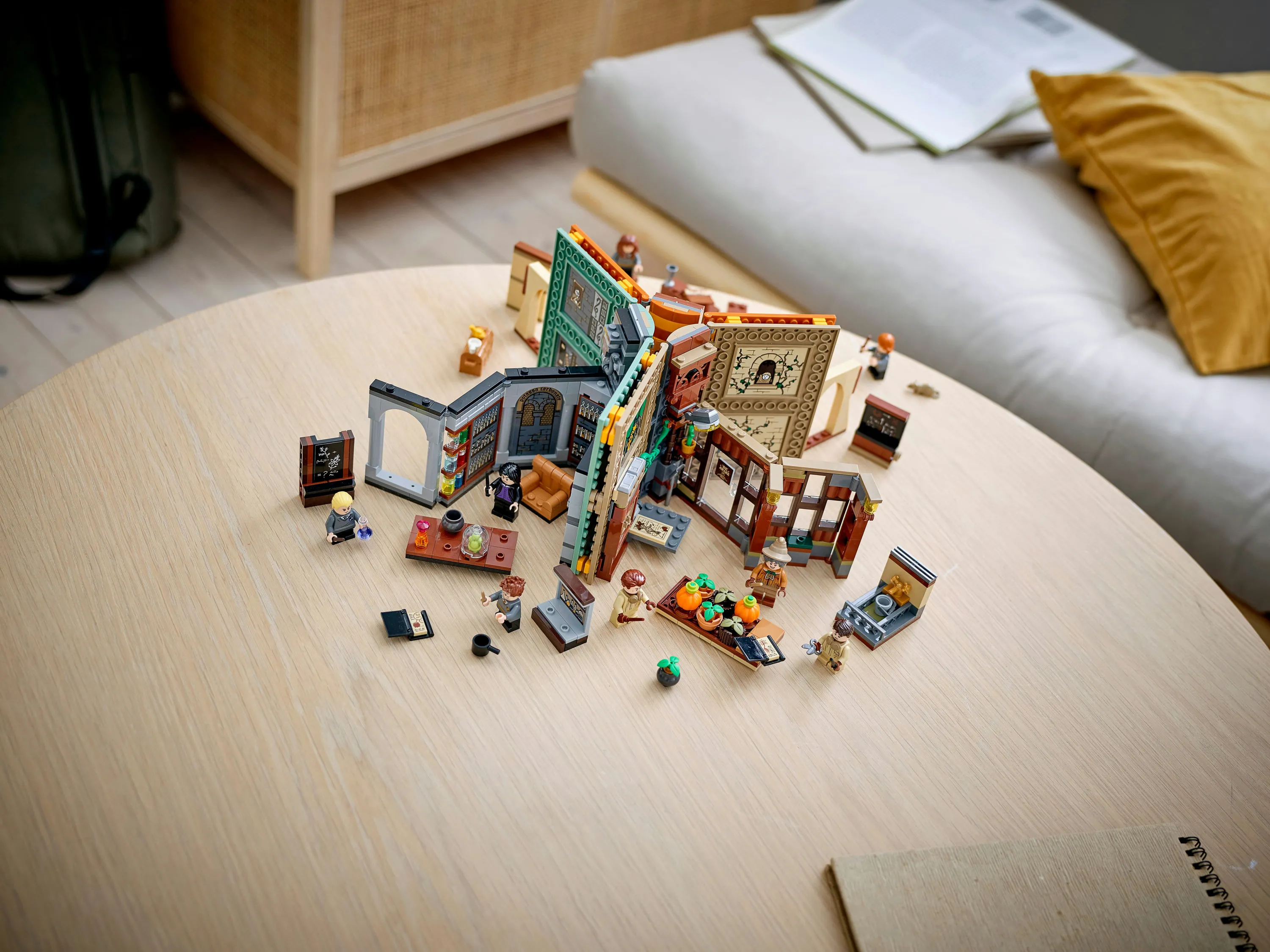 Lego Harry Hogwarts Moment: Transfiguration Class 76382