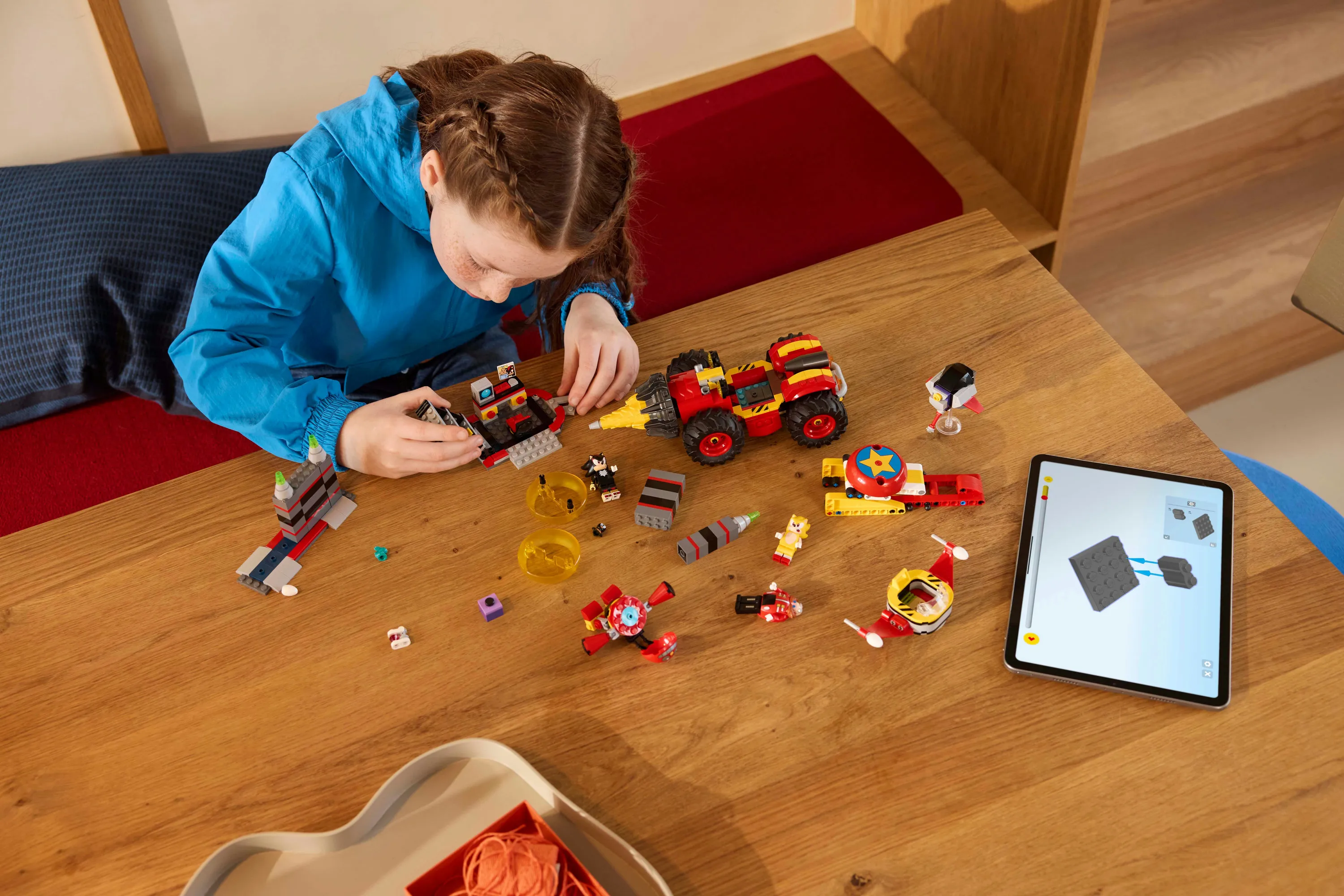 LEGO Sonic the Hedgehog Super Sonic vs. Egg Drillster 76999