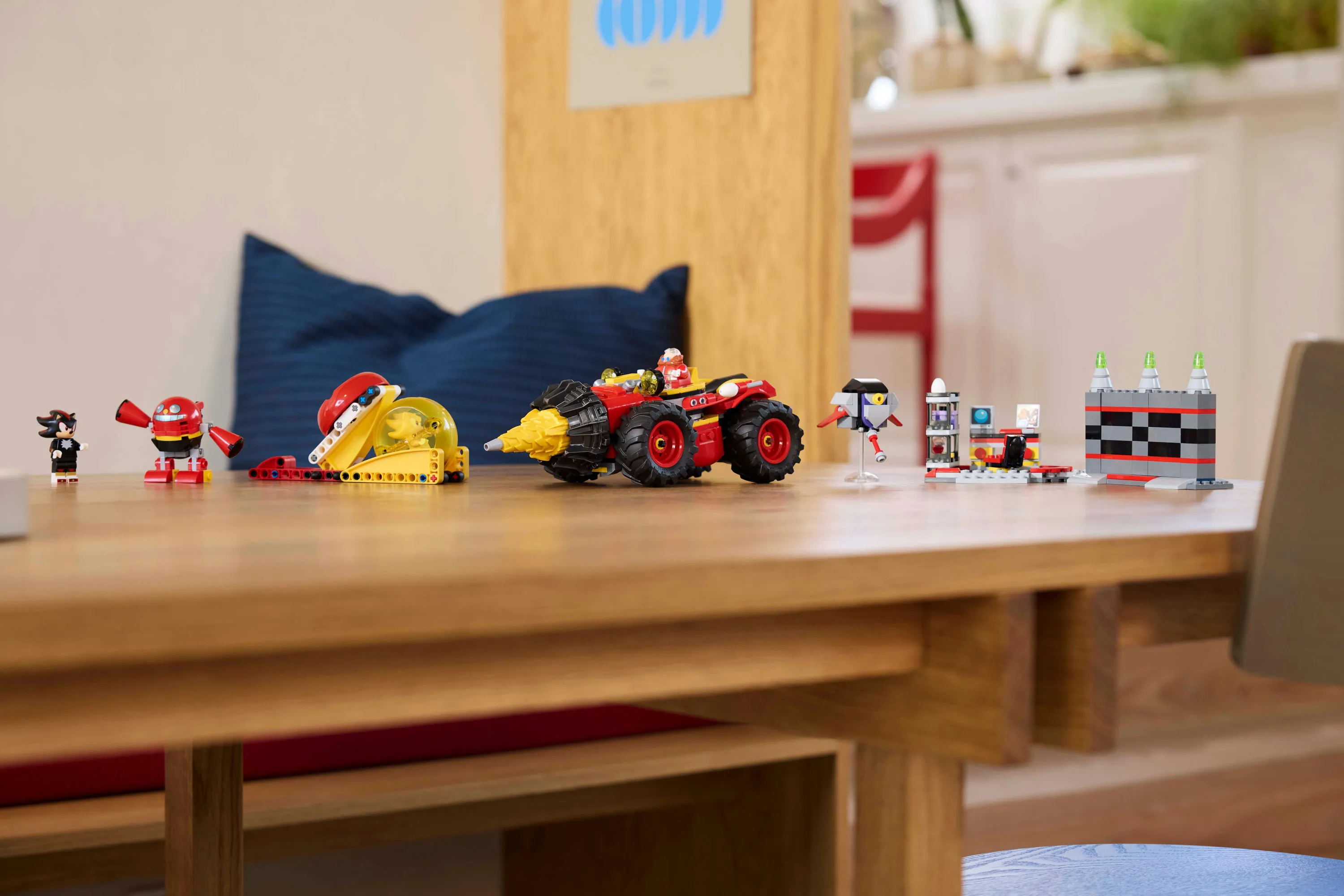 LEGO Sonic the Hedgehog Super Sonic vs. Egg Drillster 76999