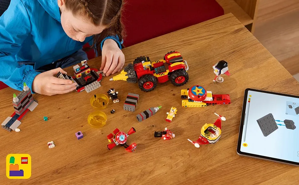 LEGO Sonic the Hedgehog Super Sonic vs. Egg Drillster 76999