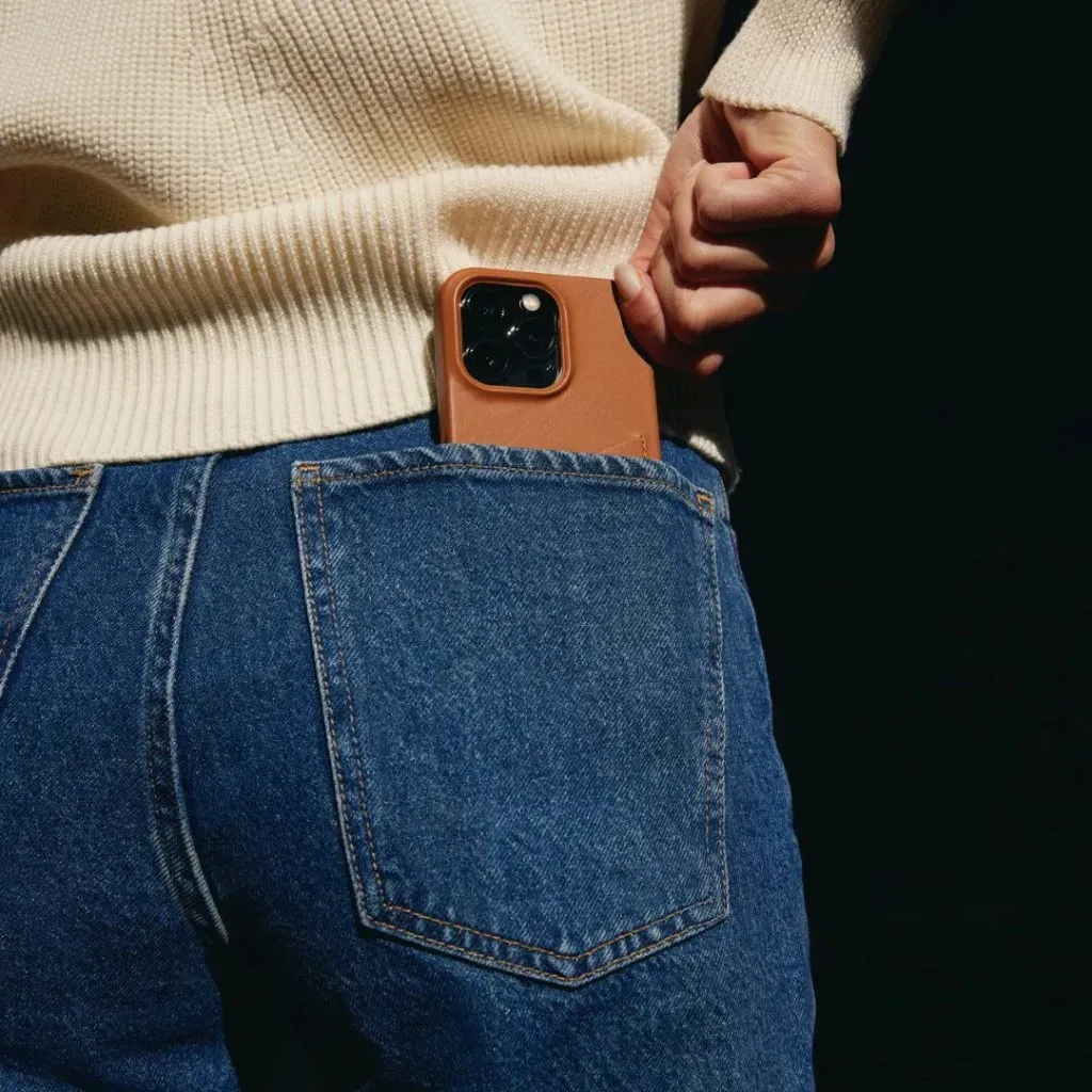 Mujjo Full Leather Case, iPhone 14, MagSafe - fodral, Brun