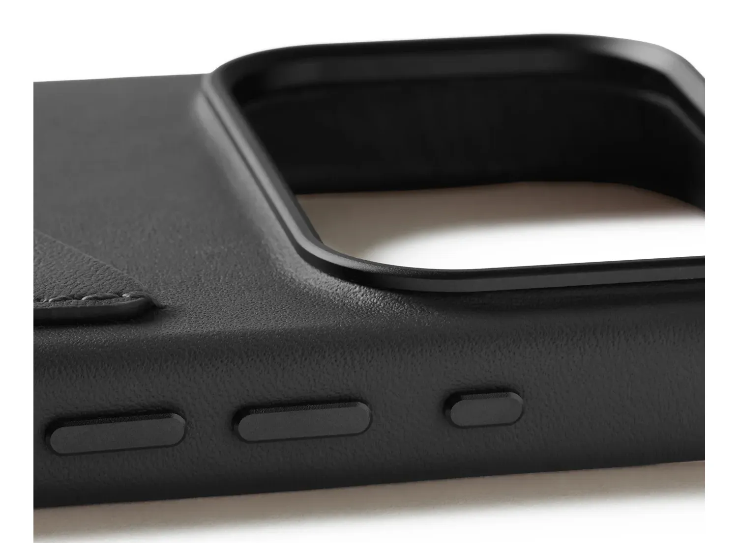 MUJJO Velore Leather MagSafe, iPhone 17 Pro -lompakkokotelo, musta