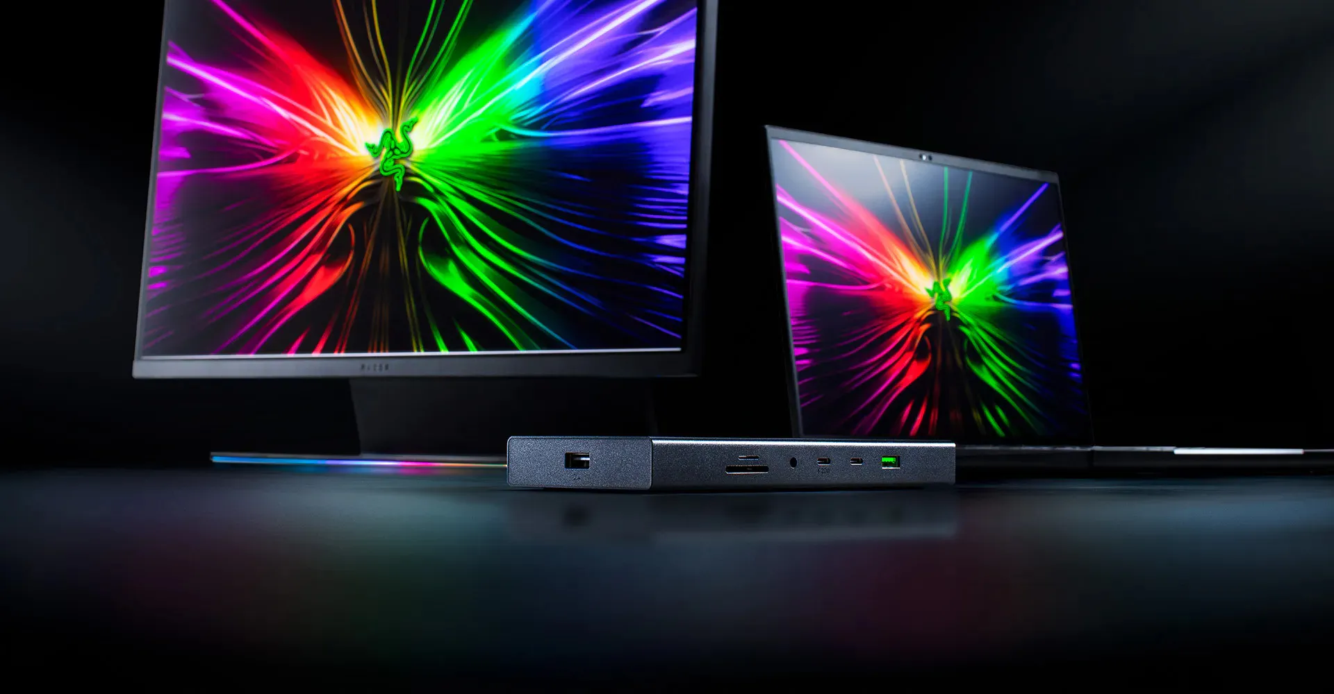 Razer USB4 Dock - 14-Port USB-C Dock/Dual 4K 120Hz 180W PD