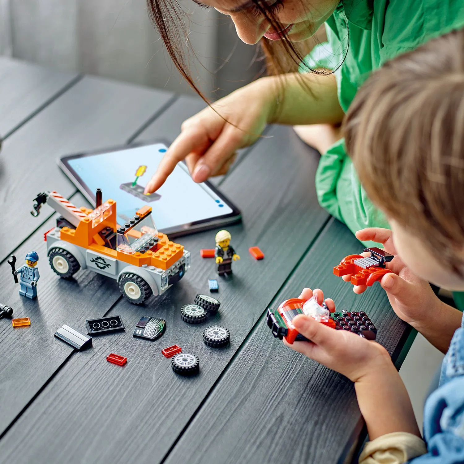 LEGO City Tow Truck and Sports Car Repair Shop 60435