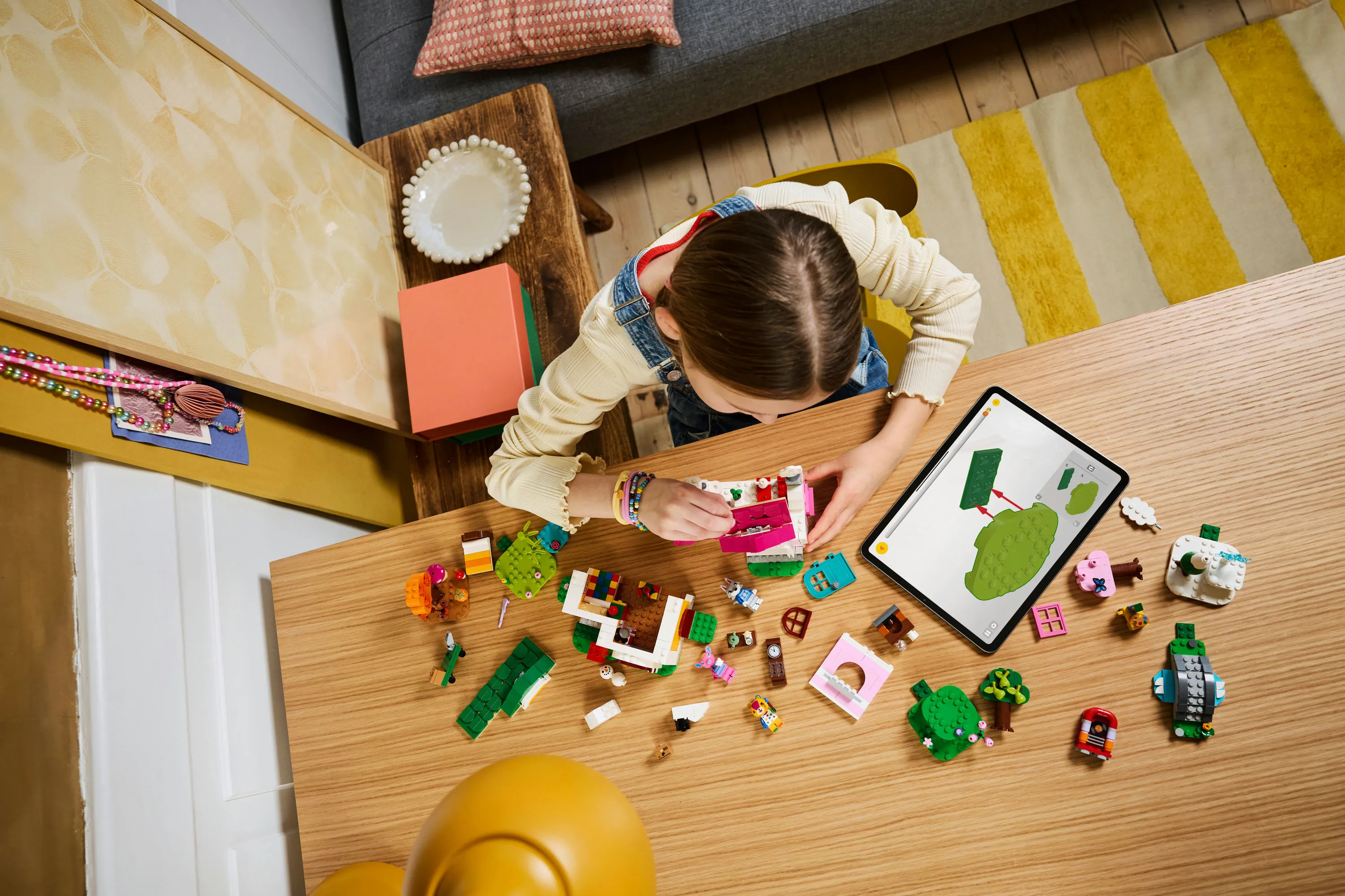 LEGO Animal Crossing Luovat talot: Hauskat vuodenajat 77057