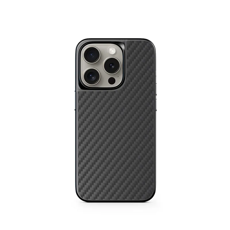 Epico Mag+ Hybrid Carbon, iPhone 15 Pro Max -suojakuori, Musta