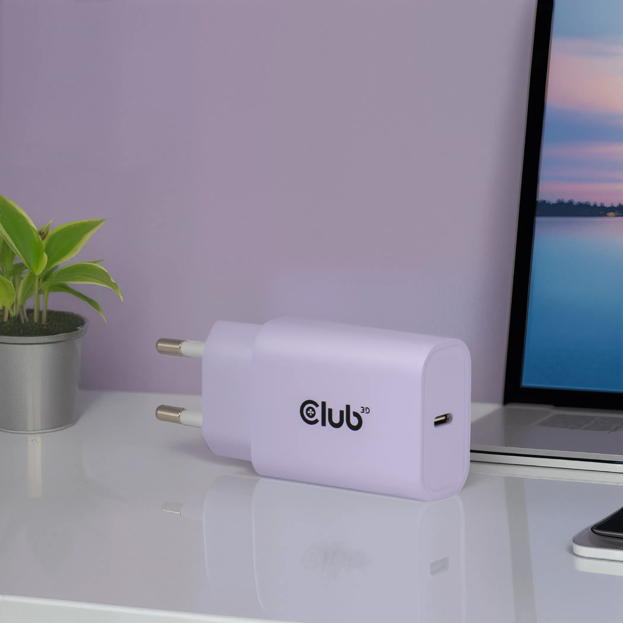 Club 3D CAC-3025 - 30 watt USB-C-str&ouml;madapter, lila