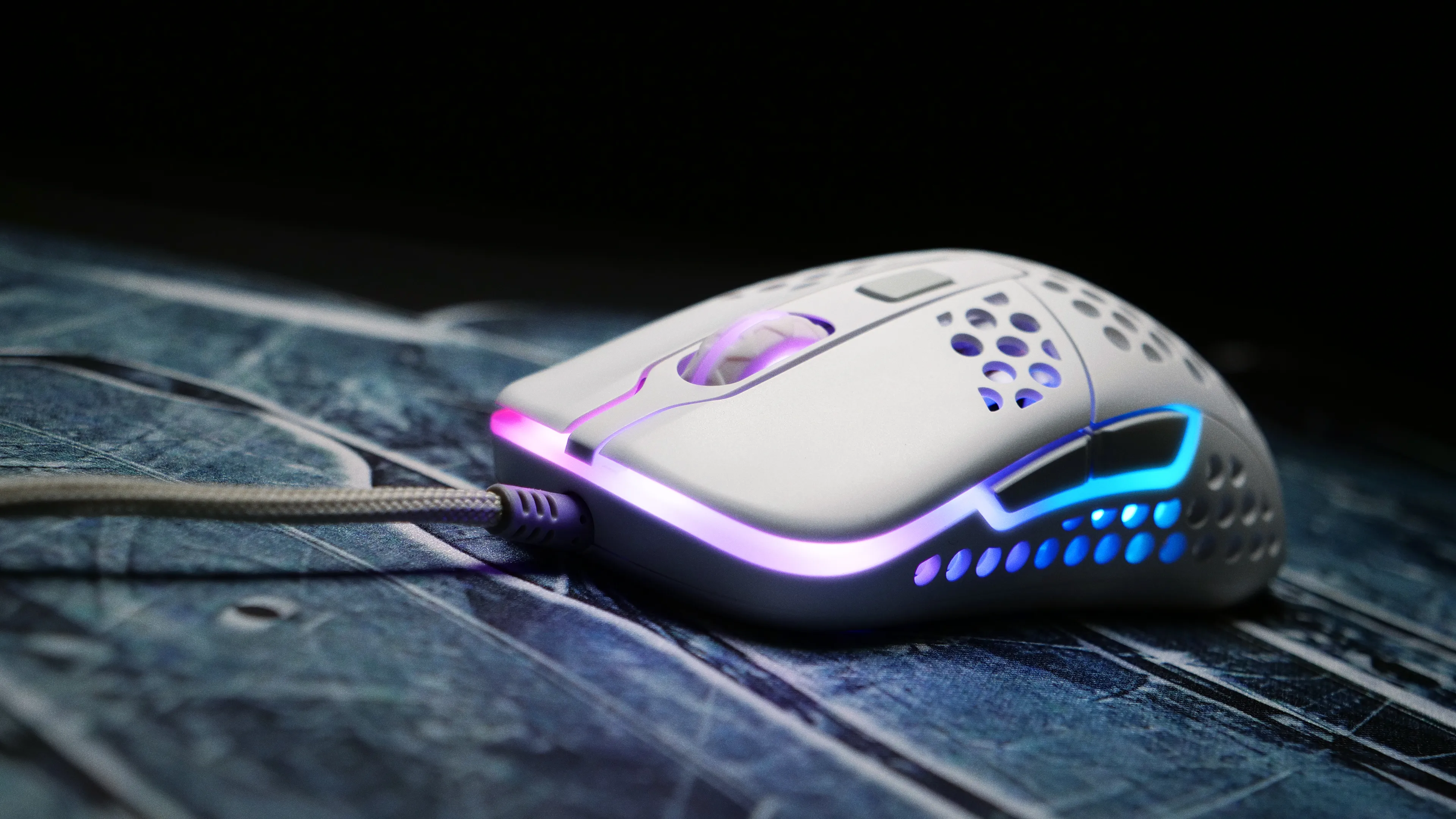 Xtrfy M42 RGB - gaming mouse, White Xtrfy M42 RGB - gaming mouse, White