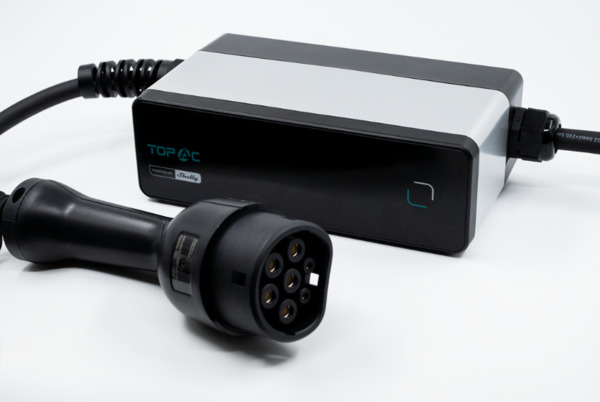 TopAC Portable EV Charger 11kW - Shelly-compatible electric vehicle charger for a high-power outlet