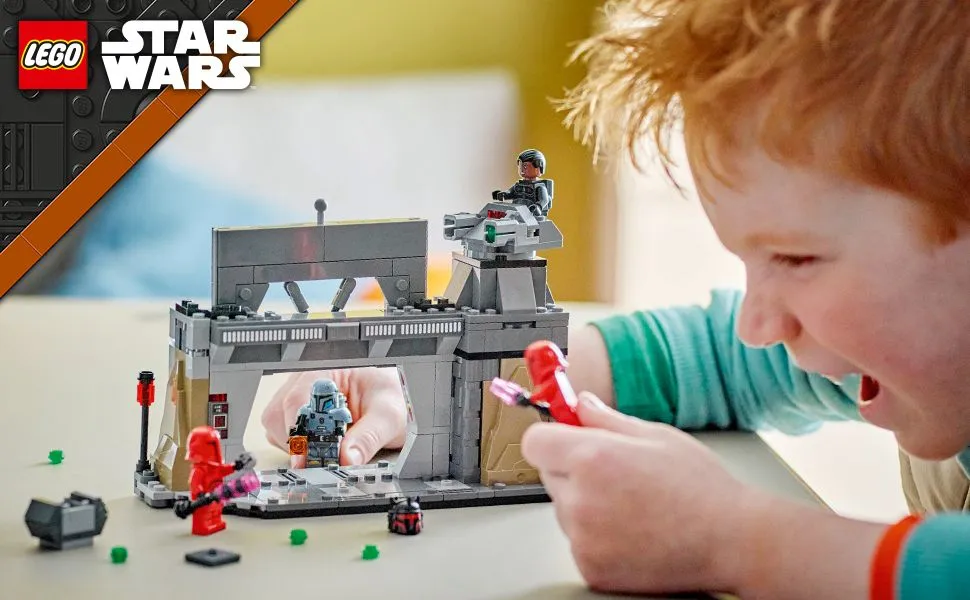 LEGO Star Wars Paz Vizsla&trade; och Moff Gideon&trade; Strid 75386