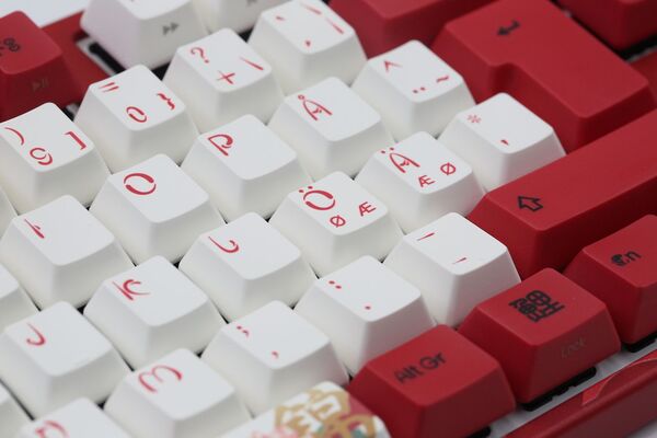 Varmilo VEA88 Koi V2 TKL MX Silent Red - gaming keyboard, red/white