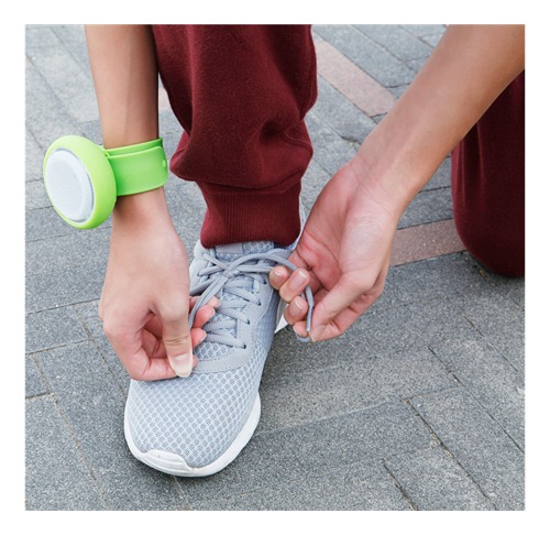 STREETZ Bluetooth mini-h&ouml;gtalare med h&auml;ngare, stativ och armband, BT