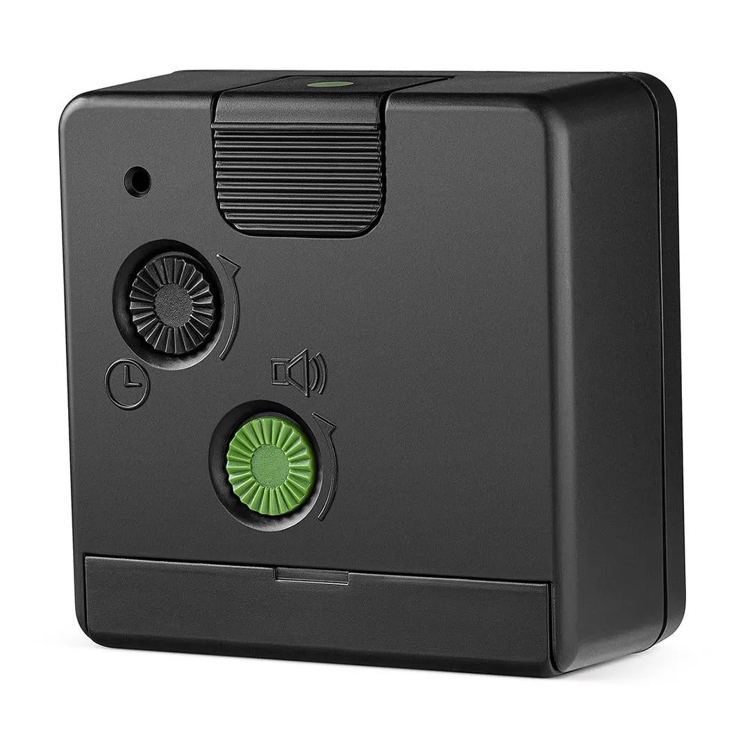Braun 67023 BC02XBW Klassisk analog resev&auml;ckarklocka - Svart, Vit