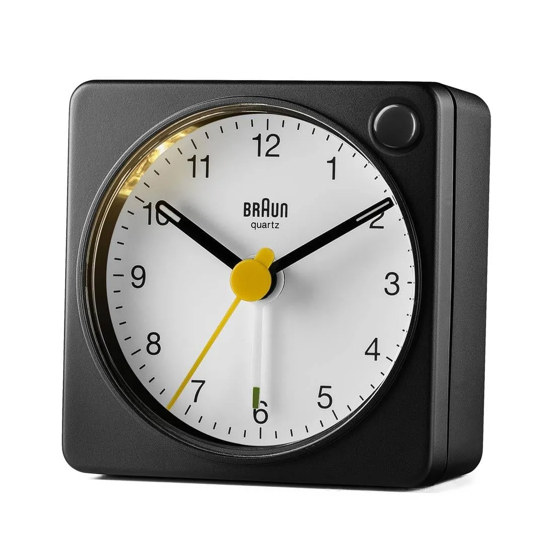 Braun 67023 BC02XBW Klassisk analog resev&auml;ckarklocka - Svart, Vit