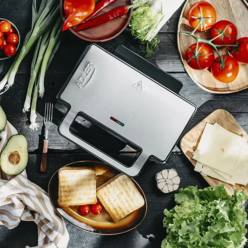 Adler AD 3073 Sandwich Toaster, 1400 W, Black/Silver