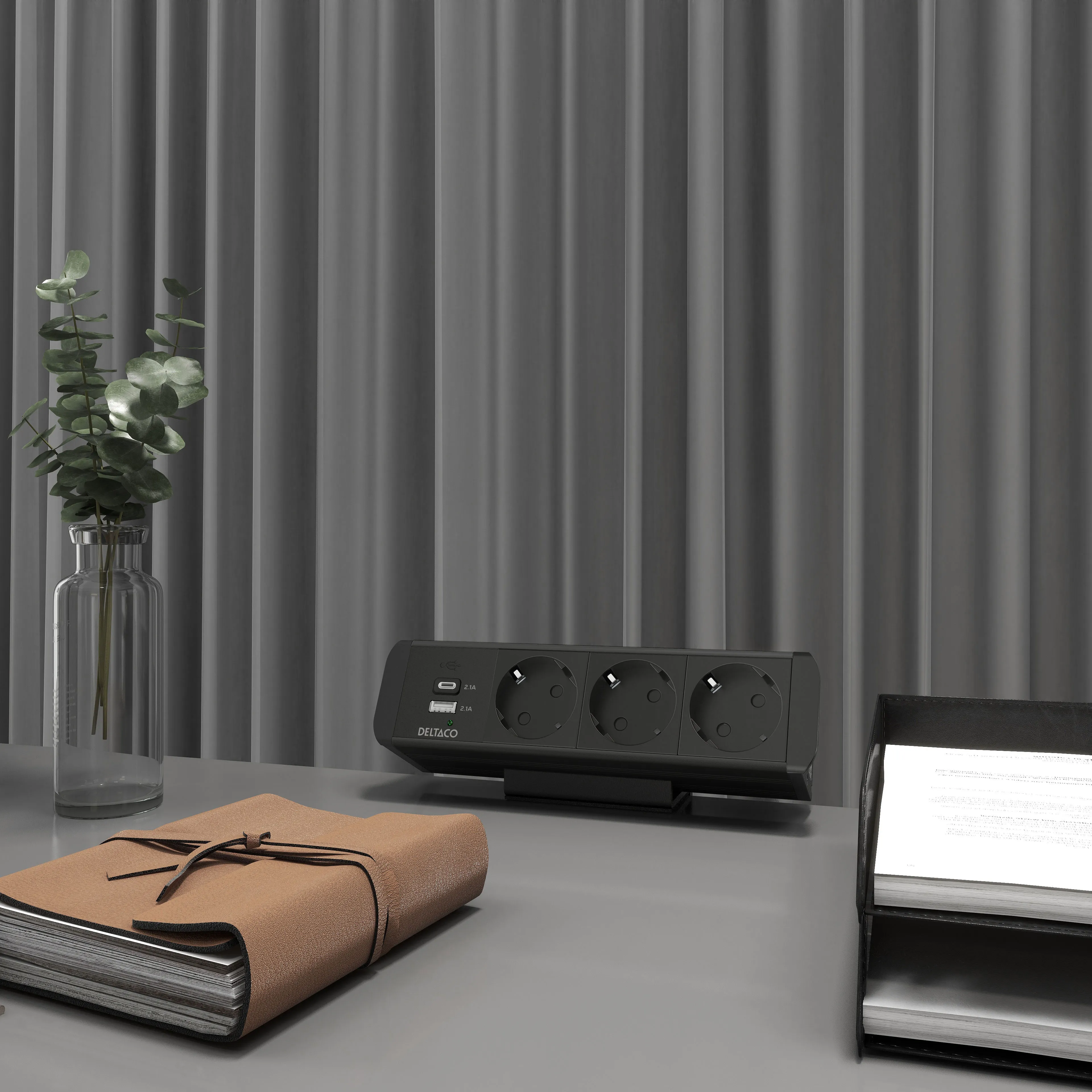 Deltaco On-desk Outlet, 3 outlets, 1x21W A+C USB, GST18 cable
