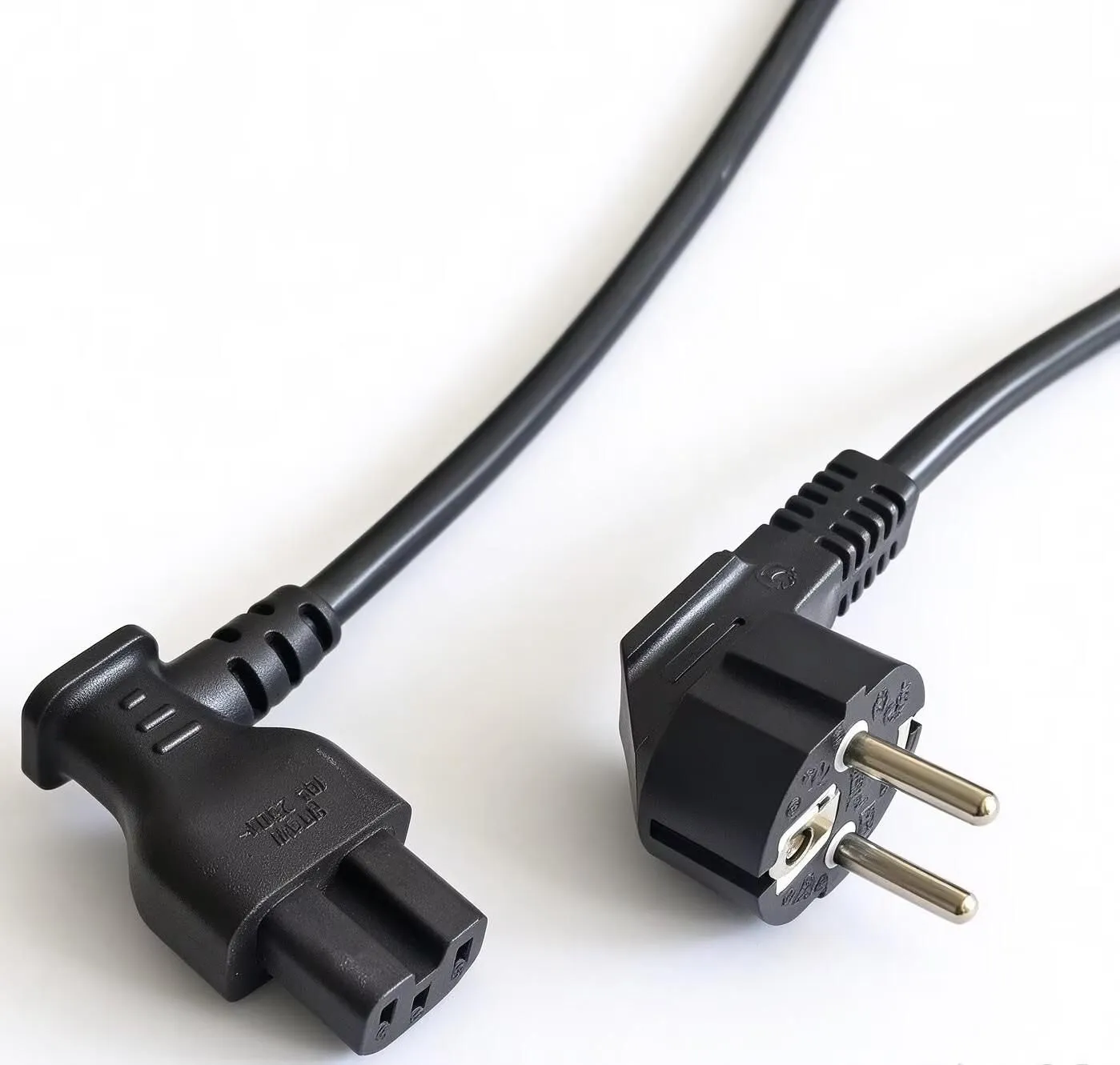 MICROCONNECT CEE 7/7 - IEC 60320 C15 - power cable, 2 m, Black