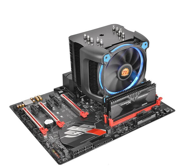 Thermaltake Riing Silent 12 Pro Blue