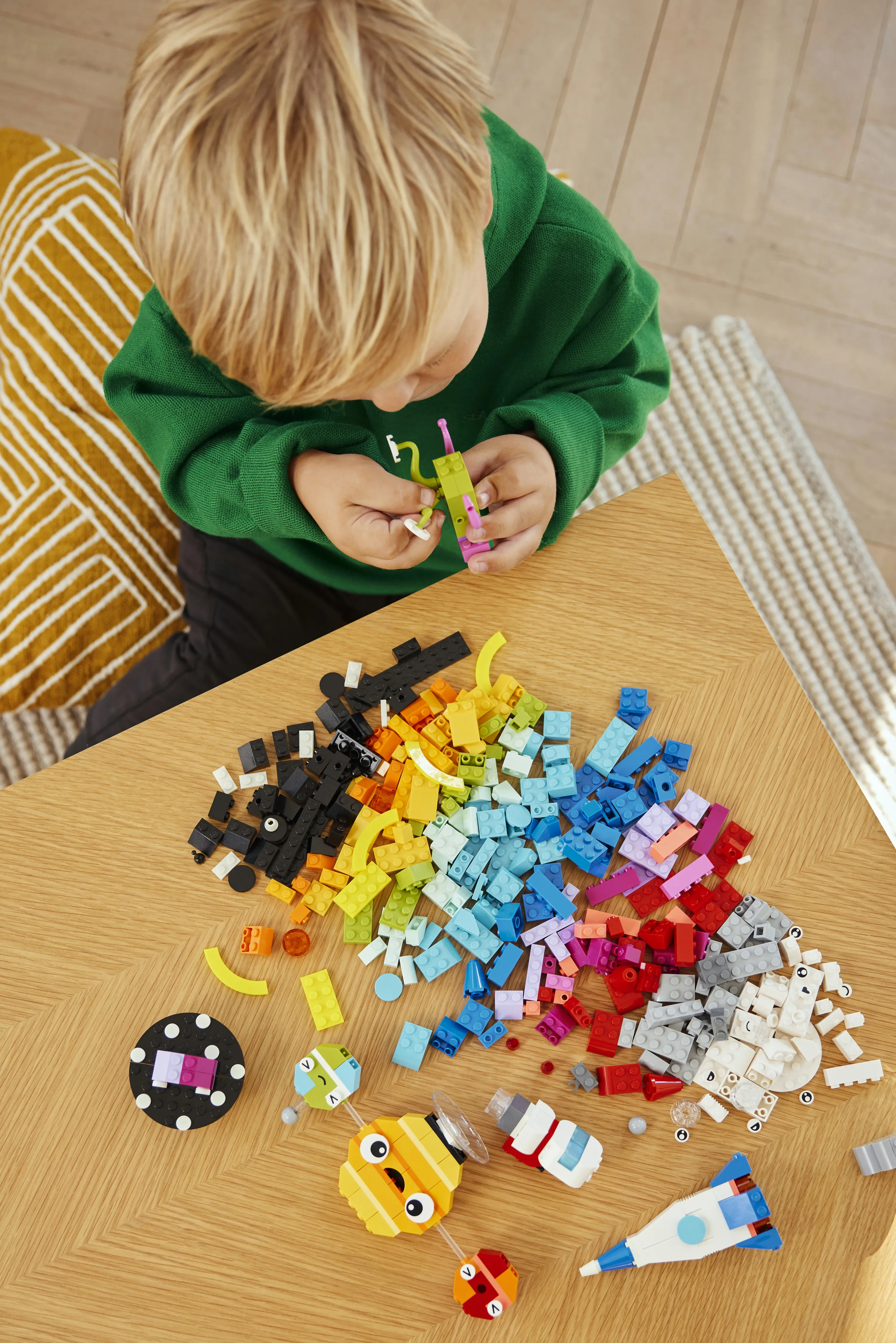 LEGO Classic Kreativa planeter 11037