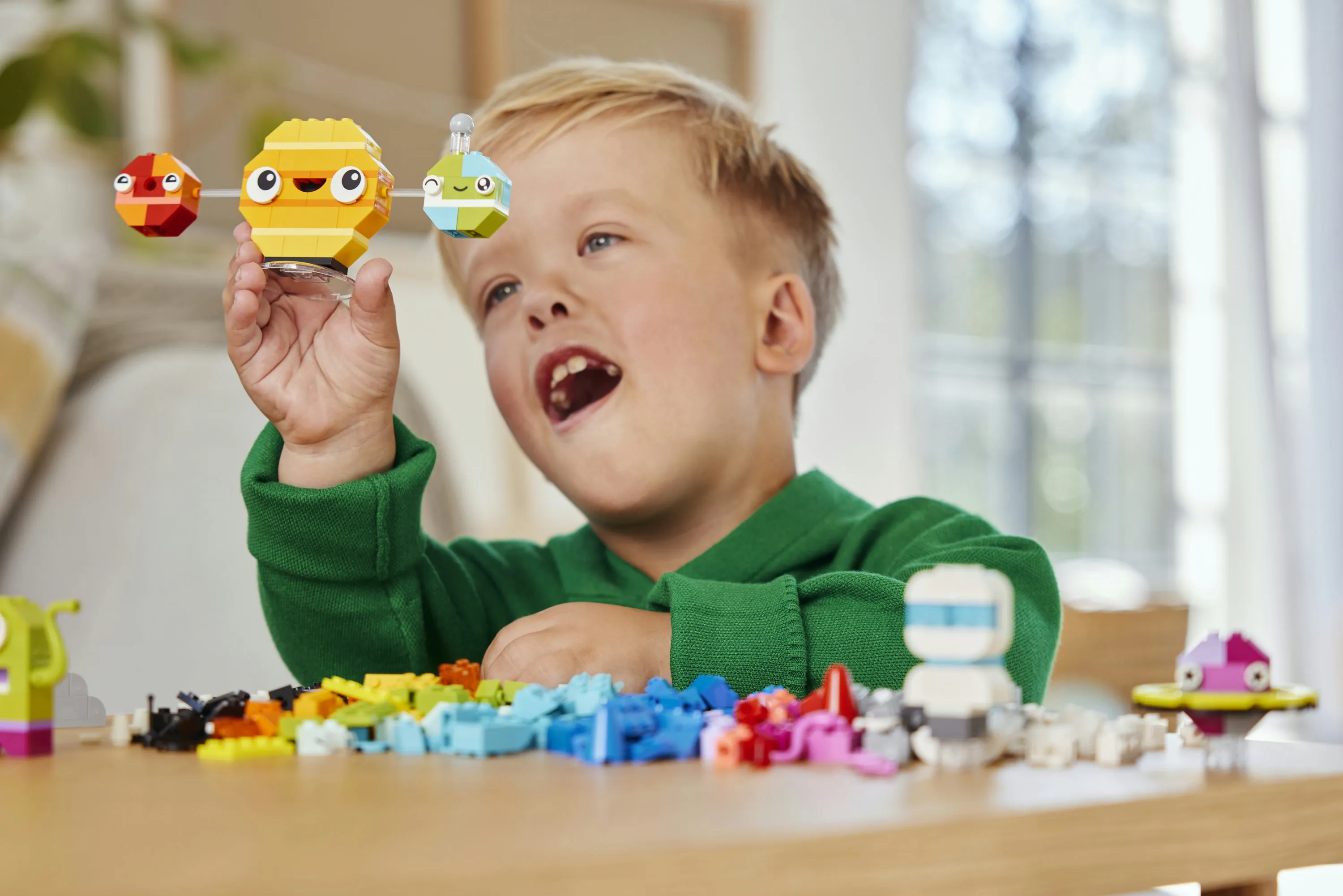 LEGO Classic Kreativa planeter 11037