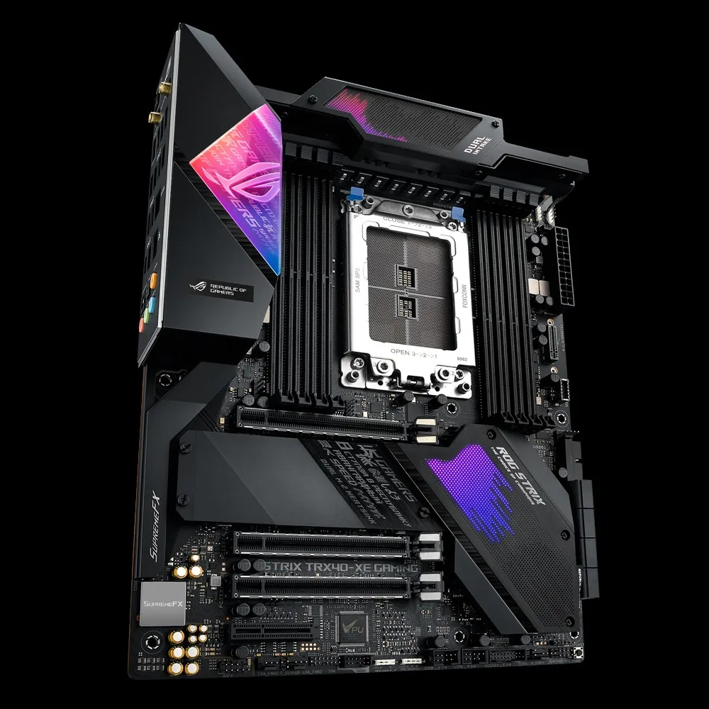 Asus ROG Strix TRX40-XE Gaming ATX-emolevy