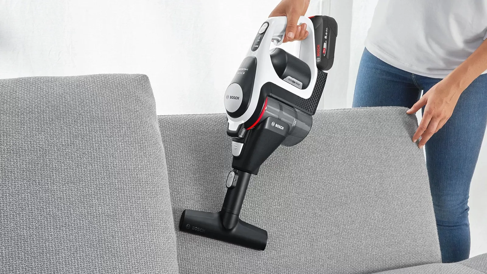Bosch Unlimited Gen2 BSS825ALL - Stick Vacuum Cleaner, black/white