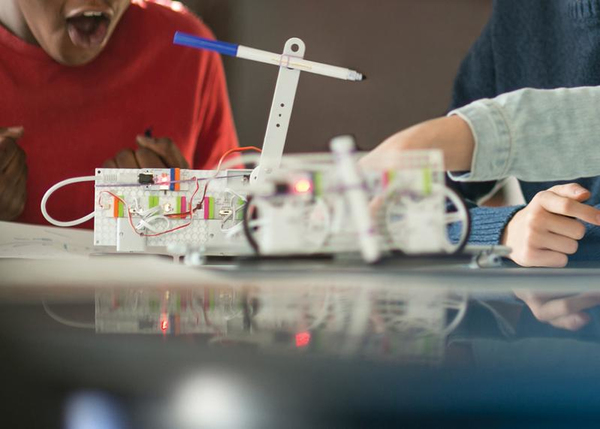 littleBits STEAM+ Class Pack - 10 Kits - 30 Students