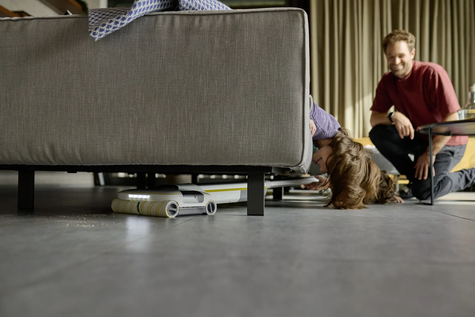 Kärcher FC 8 Smart Signature Line Wet and dry vacuum cleaner, White/Grey