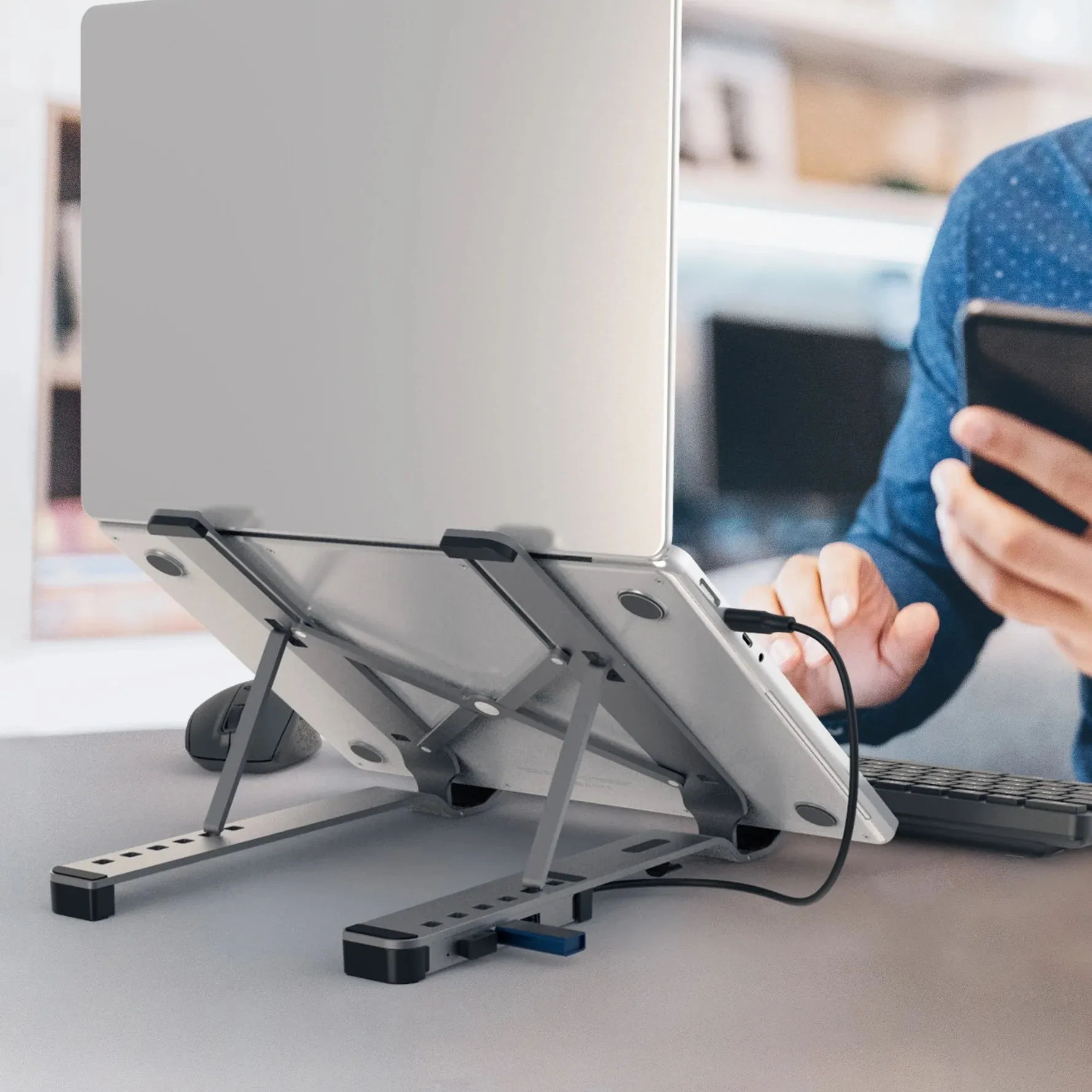 LAPTOP STAND WITH USB 4-PORT - HUB