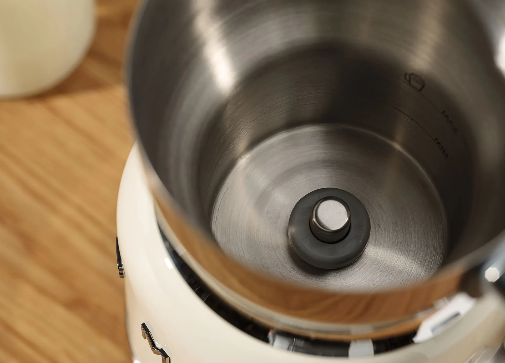 Smeg 50's Style Induction Milk Frother, Cream