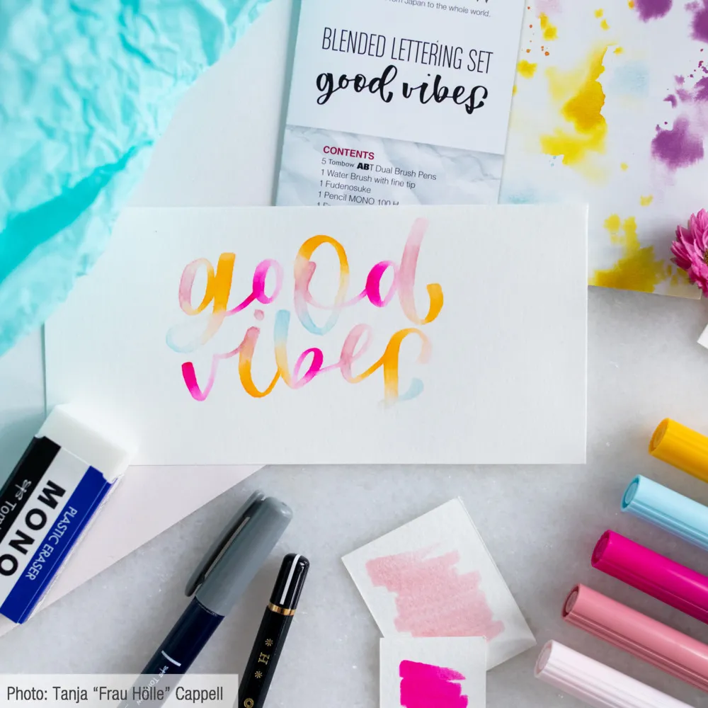 Blended lettering set Tombow Good Vibes