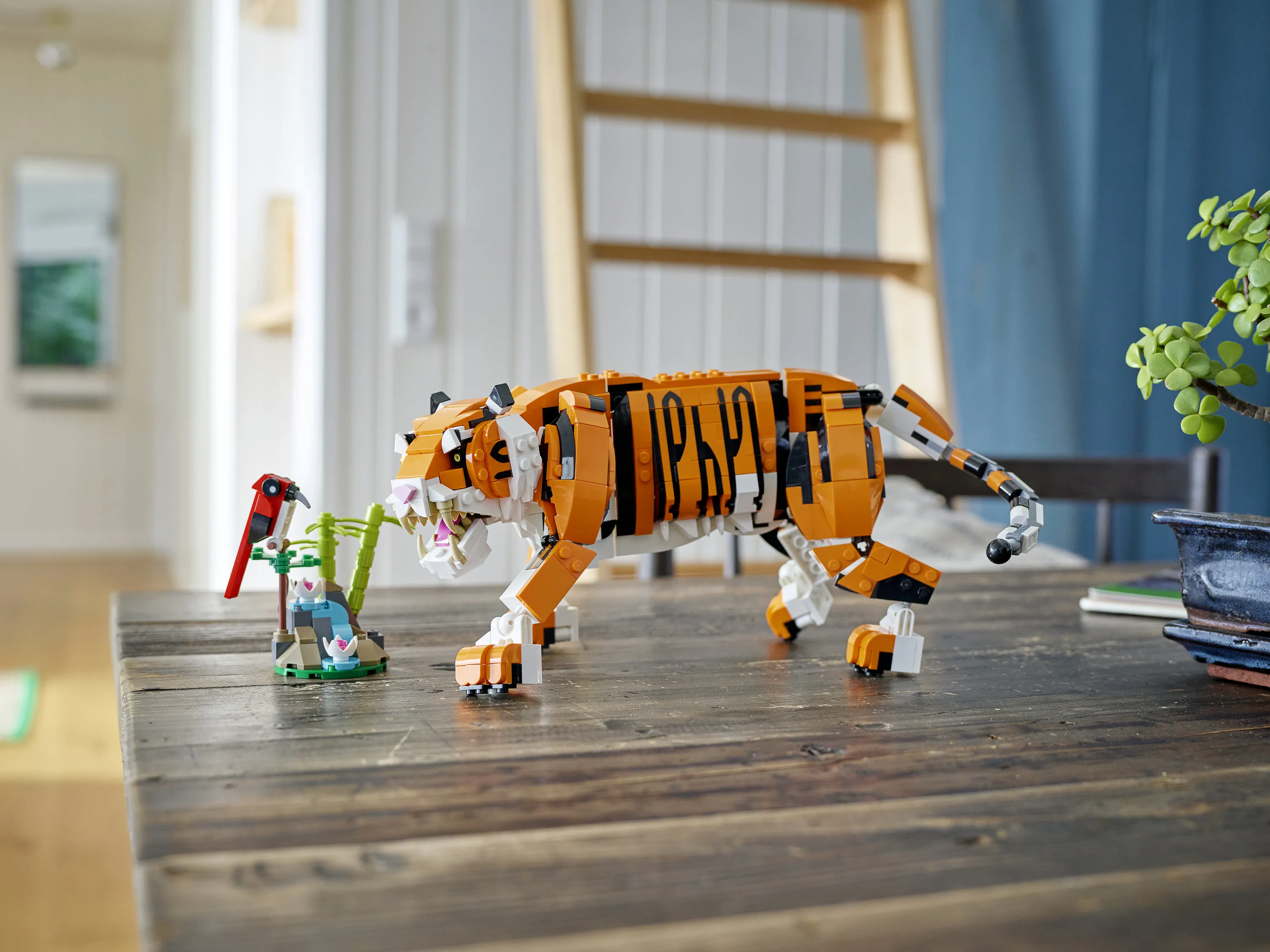 LEGO Creator 3-in-1 Majestic Tiger 31129