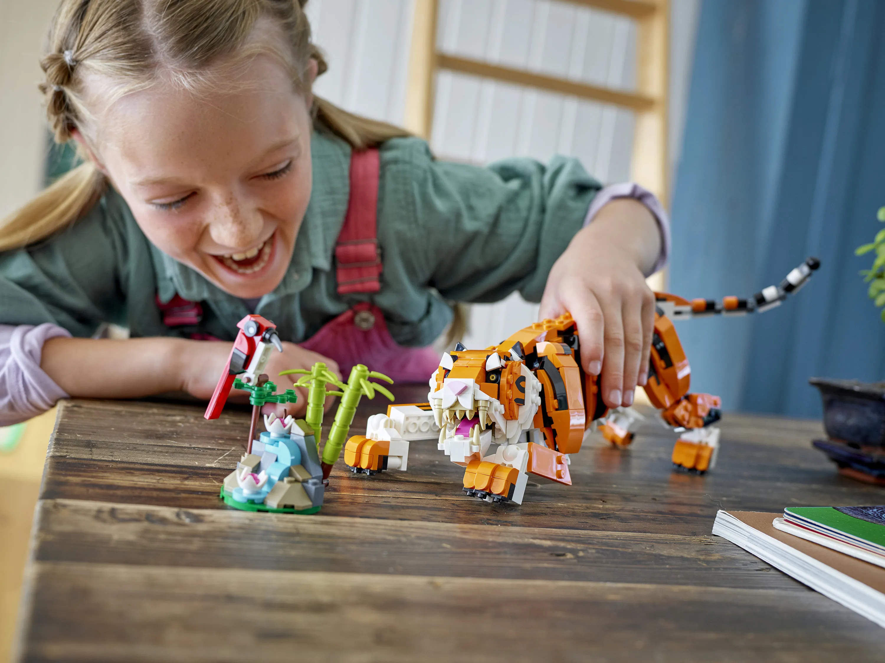 LEGO Creator 3-in-1 Majestic Tiger 31129