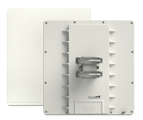 Mikrotik RB911G-5HPACD-QRT 24dBi 11deg radio backbone QRT5AC GE L4