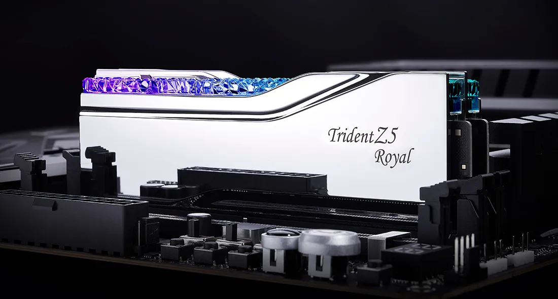 G.Skill Trident Z5 Royal 96 Gt (2 x 48 Gt) DDR5 6400 MHz, CL32 -muisti
