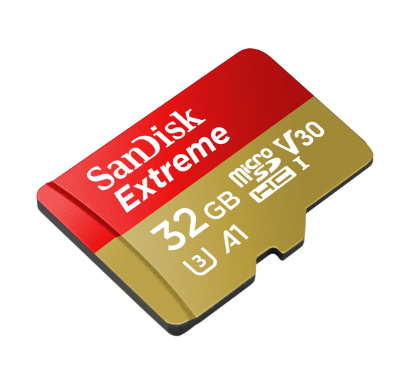 SanDisk Extreme 32GB MicroSDHC - memory card + SD adapter