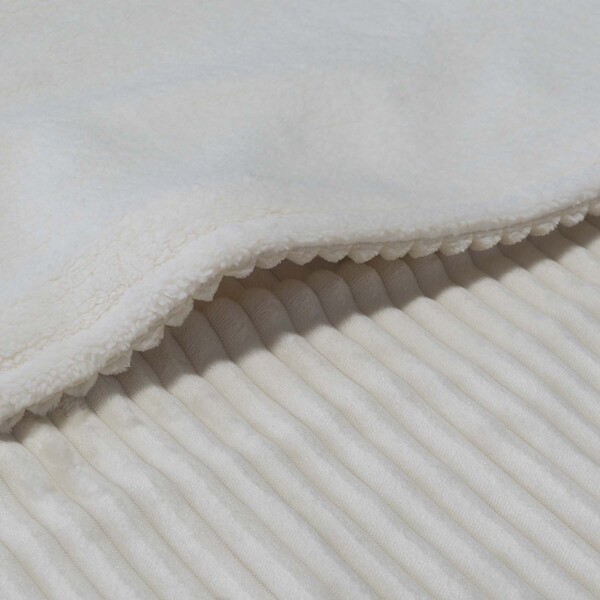 Terraillon Sähkölämmitteinen ruudullinen Koomy 180 x 130 cm 140 W kermanvärinen