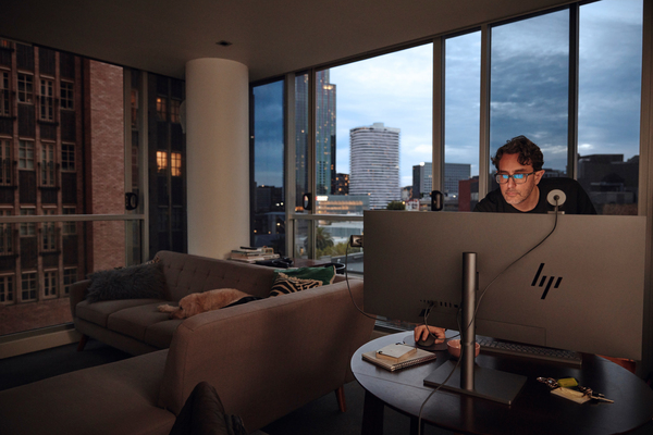 HP 34 AiO i712700 32GB/1T PC Intel i7-12700, SSD 1TB 2280 PCIe NVMe, 32GB DDR5, NVIDIA GeForce RTX 3060 Max-Q, W11 Pro64, 1-1-1 Wty, 34in Display, ax+BT"