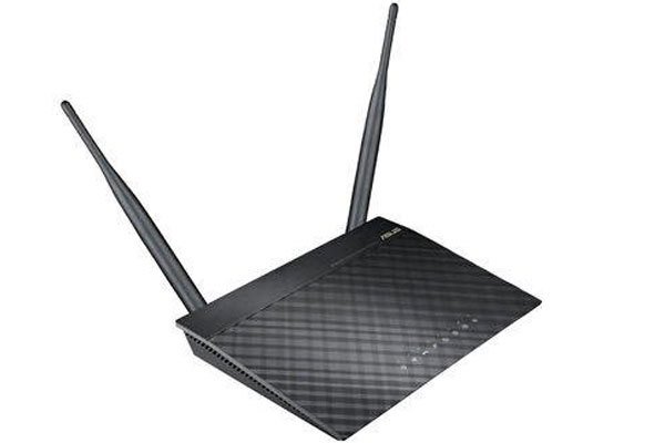 Asus RT-N12+ -WiFi-reititin, musta