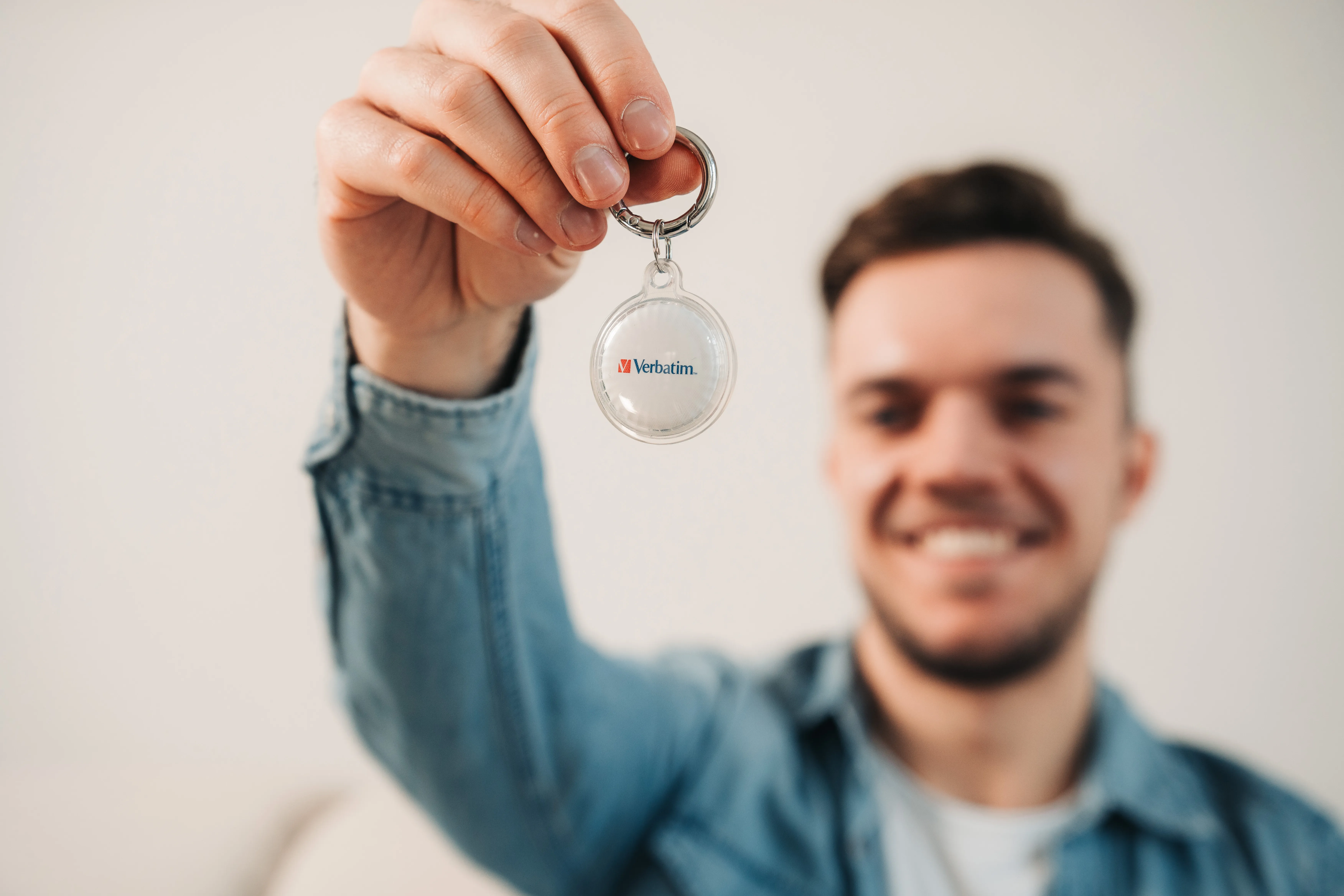 Verbatim My Finder Coin, Bluetooth - tracker, Black + White, 2 pcs Verbatim My Finder Coin, Bluetooth - tracker, Black + White, 2 pcs