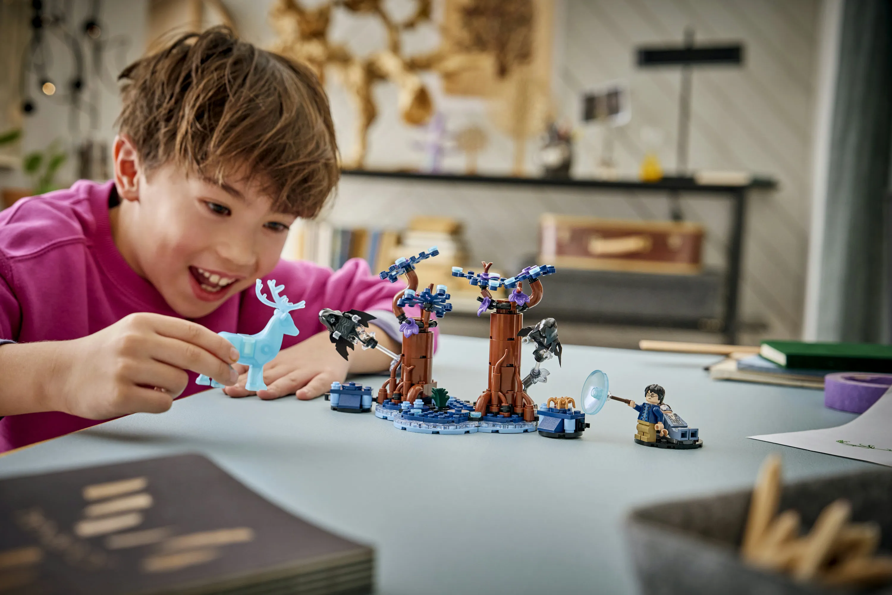 LEGO Harry Potter Den f&ouml;rbjudna skogen: Expecto Patronum 76475
