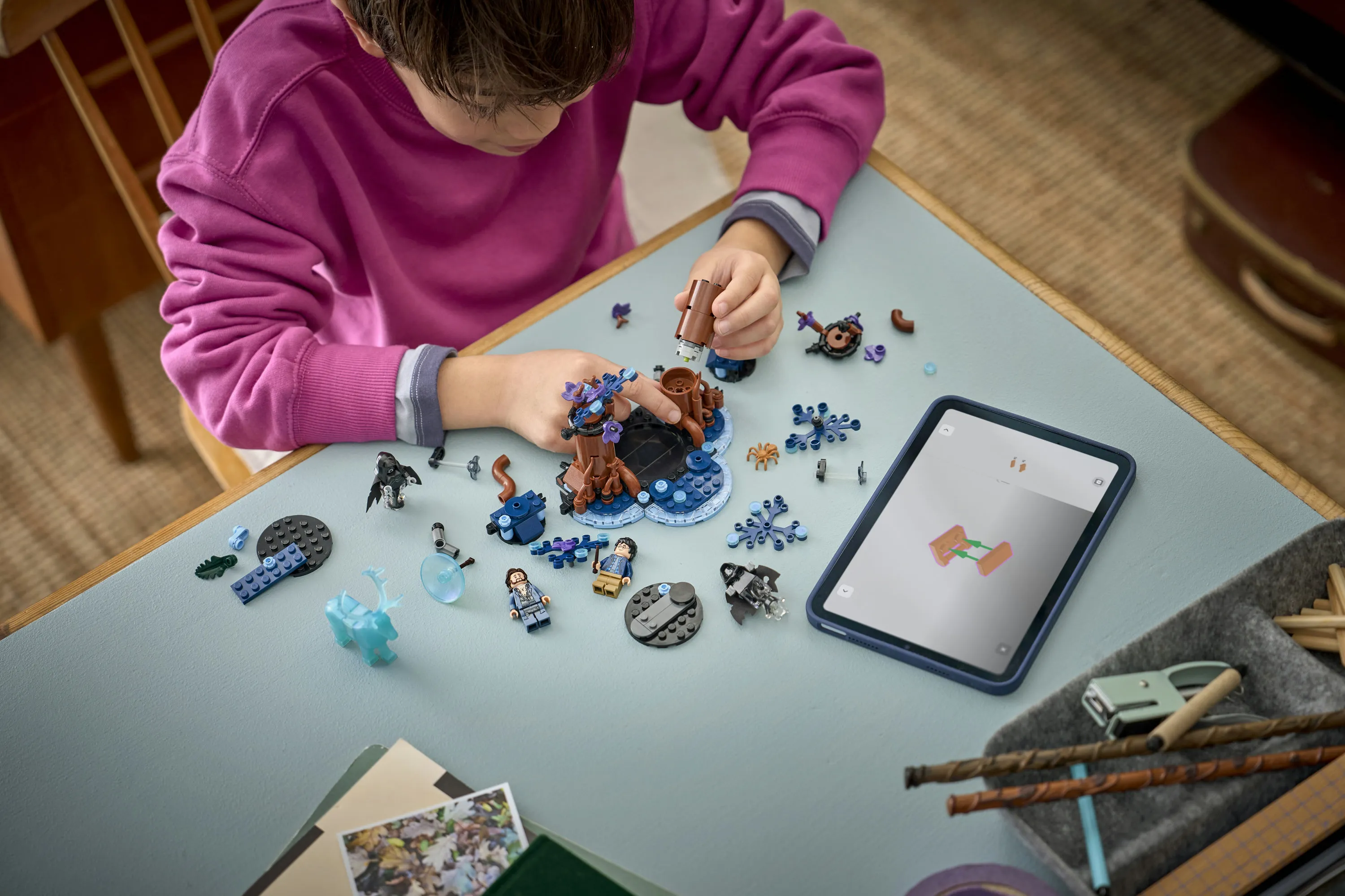 LEGO Harry Potter Den f&ouml;rbjudna skogen: Expecto Patronum 76475