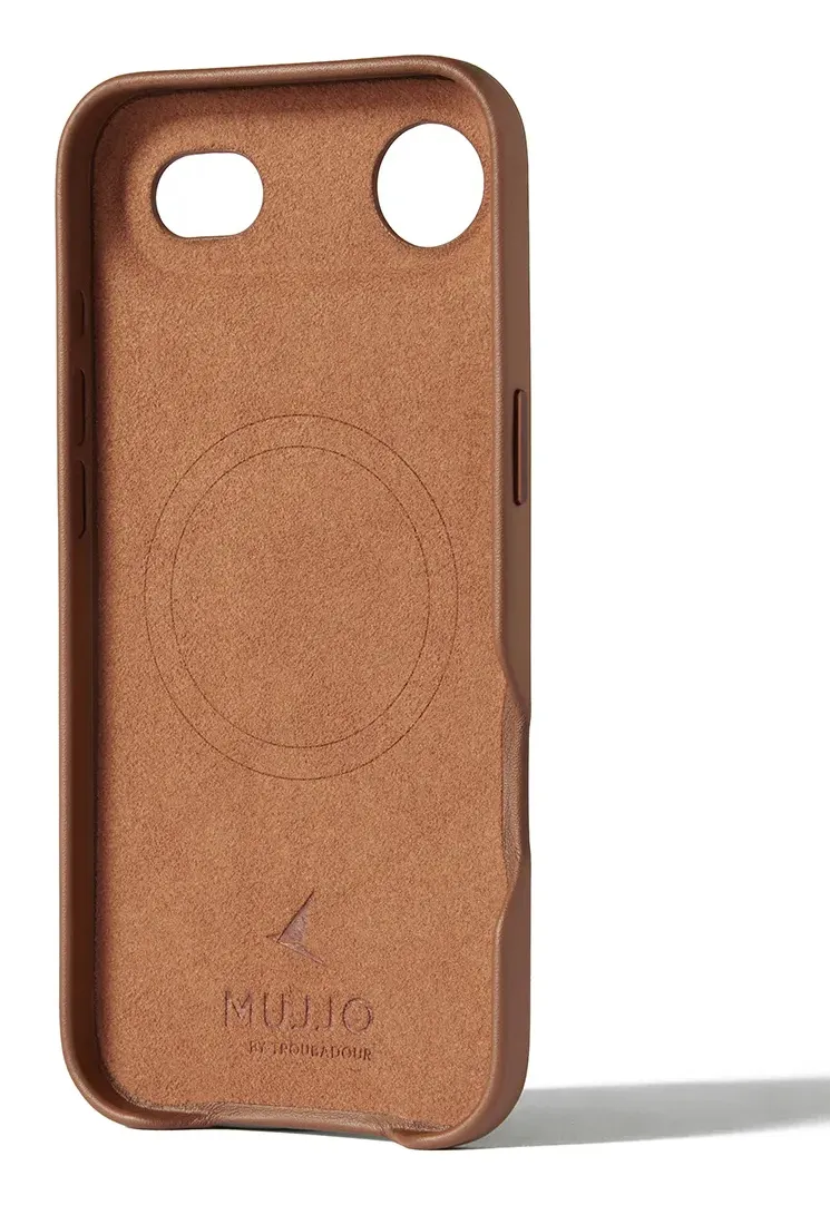 Mujjo Full Leather MagSafe, iPhone 17 -suojakuori, Tan