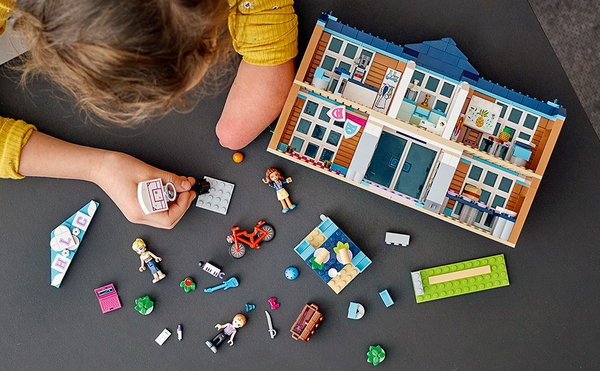 Lego Friends Heartlake City School 41682