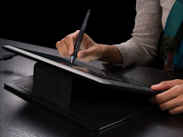 WACOM DTK-1300-1 Cintiq 13HD interactive pen display / EN, DE, SE